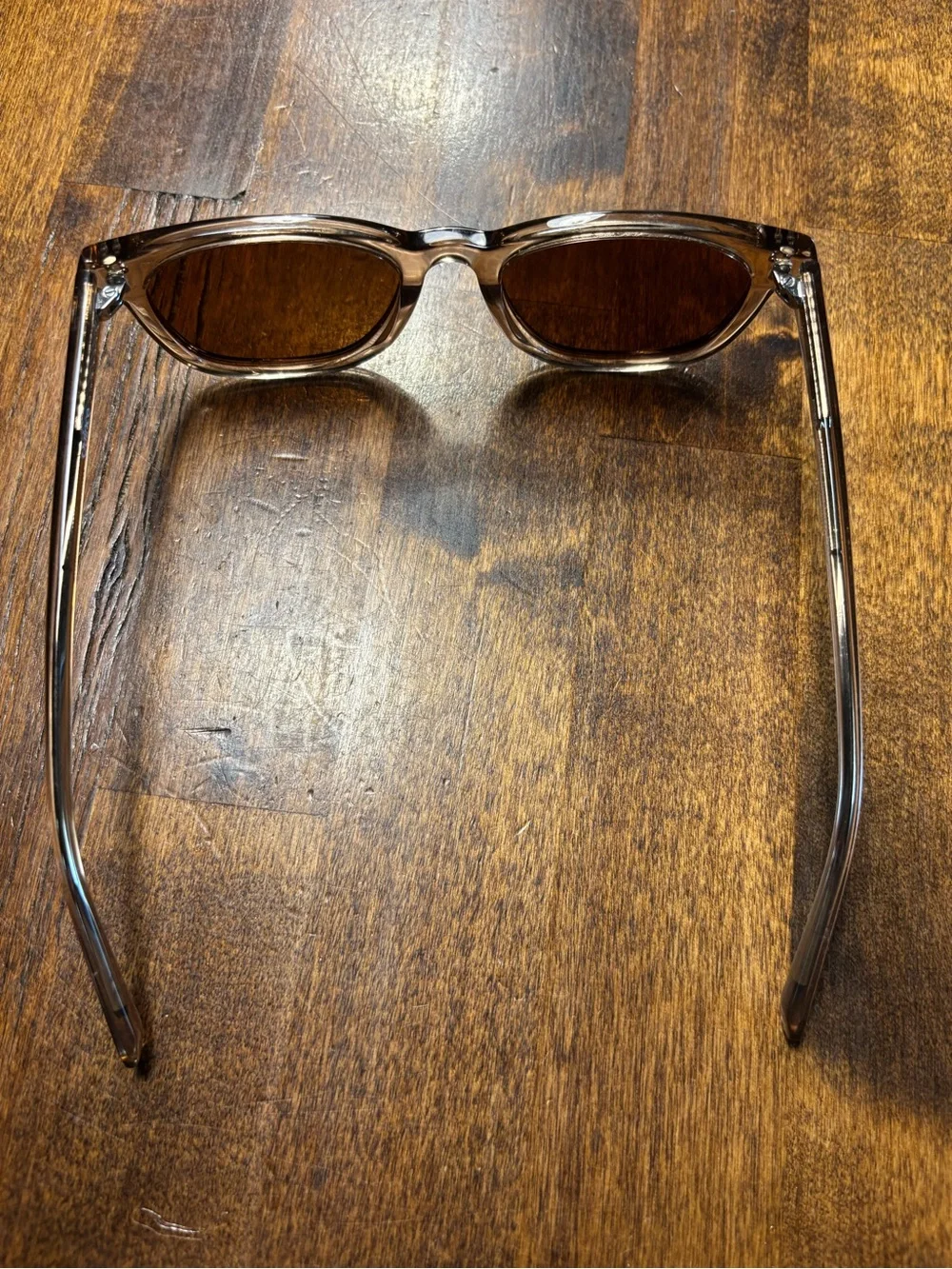 Quince Athens Polarized Sunglasses Clear Taupe Brown 52-19-145 Lens Scratched